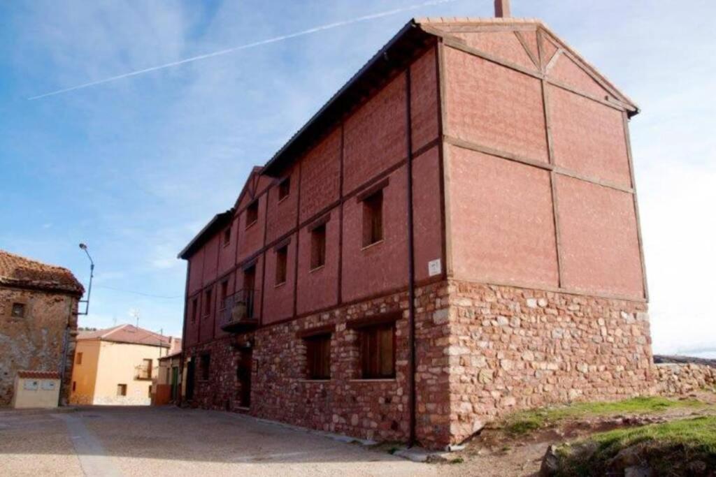 Tres Navios En El Mar Casa Rural De 10 Habitaciones Con Bano Individual Precios Web Montejo de Tiermes エクステリア 写真