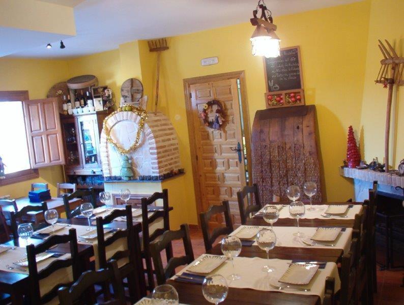 Tres Navios En El Mar Casa Rural De 10 Habitaciones Con Bano Individual Precios Web Montejo de Tiermes エクステリア 写真