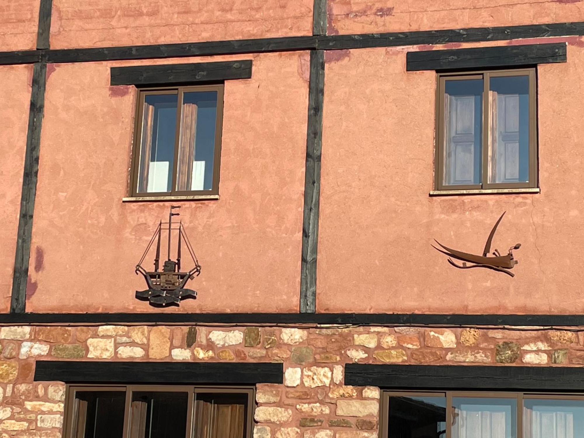 Tres Navios En El Mar Casa Rural De 10 Habitaciones Con Bano Individual Precios Web Montejo de Tiermes エクステリア 写真
